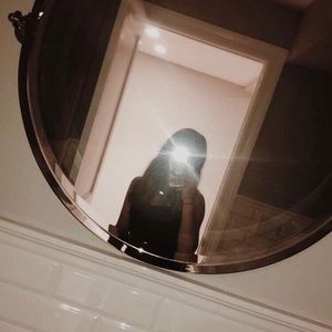 Meet your Posher, Christina